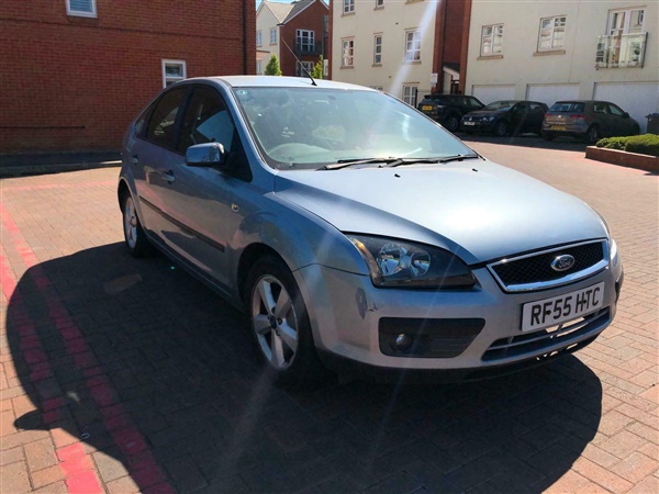 Ford Focus 1.6 Zetec Auto [Climate Pack]