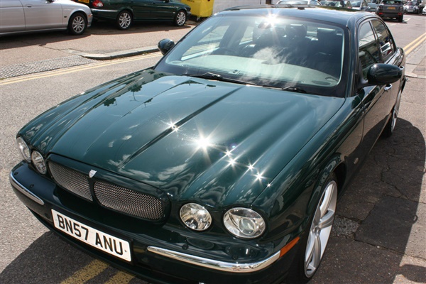 Jaguar XJ Series 4.2 V8 XJR Supercharged Auto