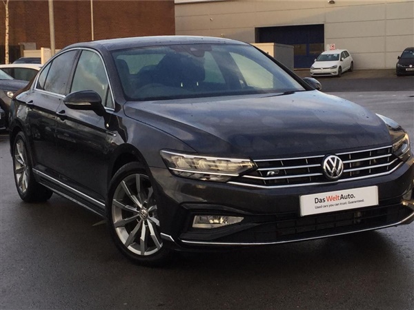 Volkswagen Passat 2.0 Tdi Evo Scr R Line 4Dr