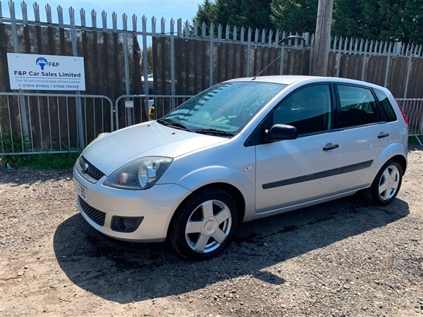 Ford Fiesta 1.4 Zetec 5dr [Climate]