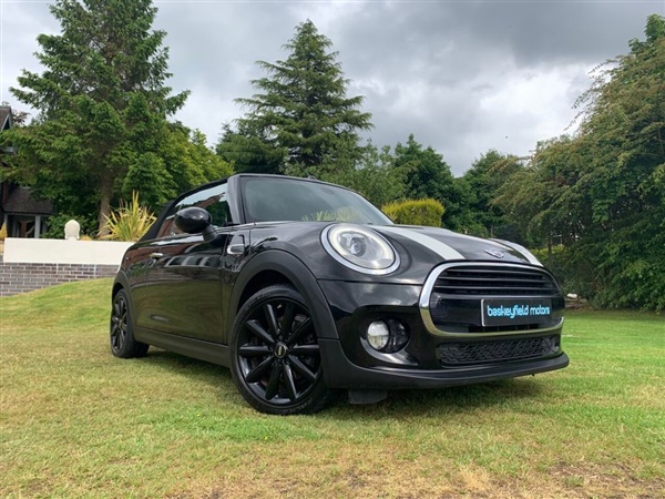 Mini Convertible 1.5 COOPER D 2d 114 BHP