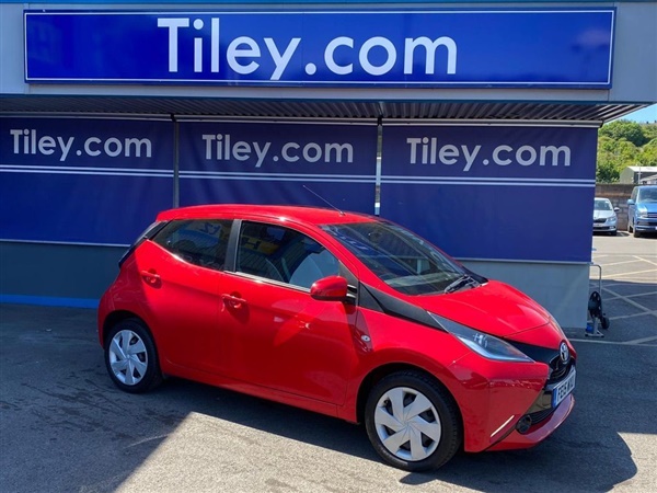 Toyota Aygo 1.0 VVT-i x-play 5dr EU5