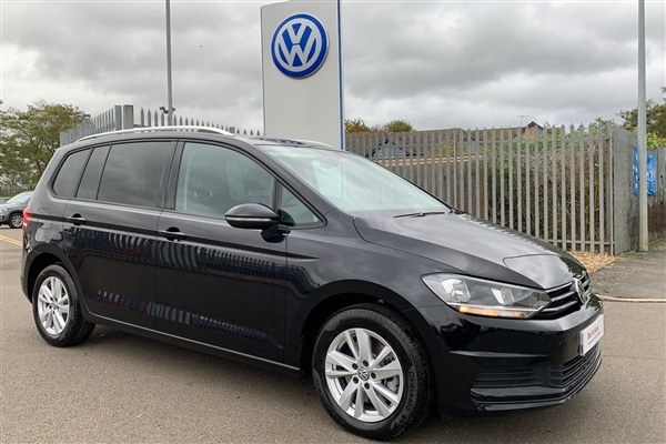 Volkswagen Touran Diesel Estate SE Family