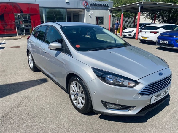 Ford Focus 1.6TDCi Titanium 5dr 6Spd 115PS DPF