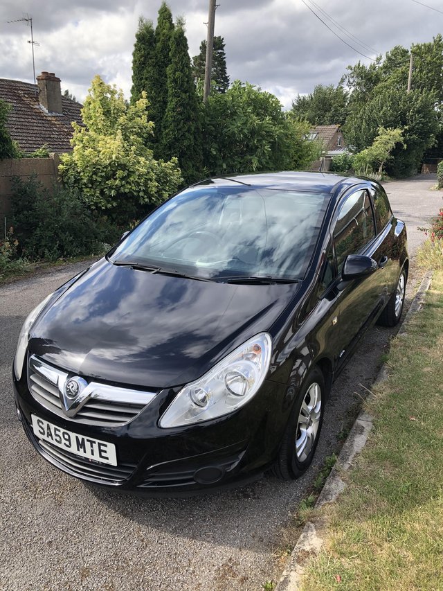 Black Vauxhall Corsa v active 3 door -offers accepted-