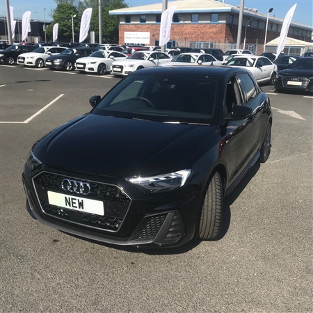 Audi A1 1.5 TFSI 35 S line Sportback S Tronic (s/s) 5dr Auto