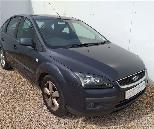 Ford Focus 1.6 ZETEC CLIMATE 16V 5d AUTO 101 BHP