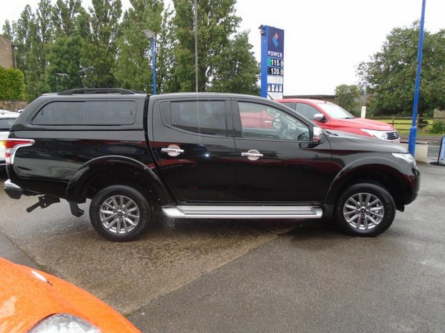  MITSUBISHI L BARBARIAN AUTO