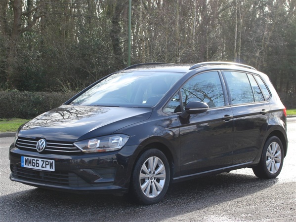 Volkswagen Golf 1.6 TDi SE 5 Door MPV