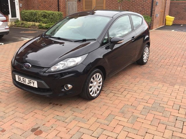 Well maintained  Black Ford Fiesta Edge -  miles
