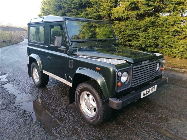Land Rover Defender 90 COUNTY STATION WAGON TD5