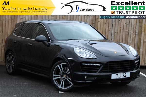 Porsche Cayenne V8 TURBO TIPTRONIC S