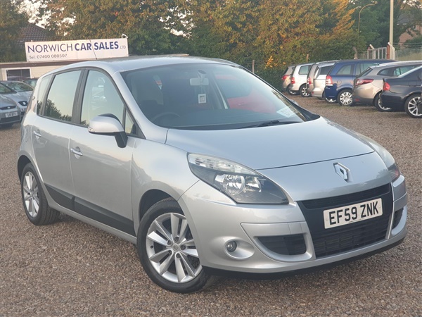 Renault Scenic 1.5 dCi I-Music 5dr