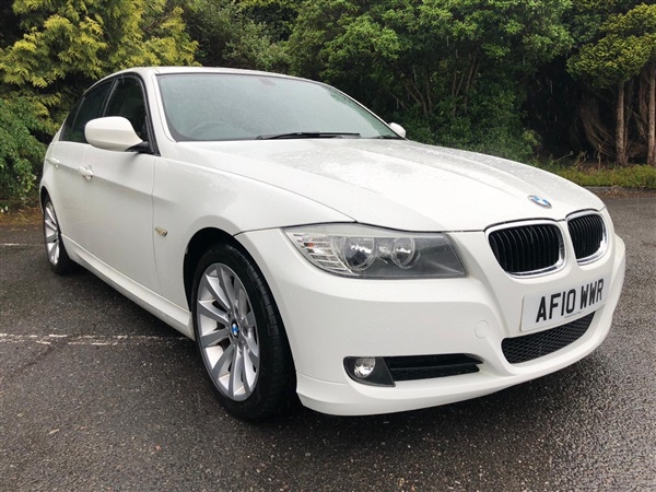 BMW 3 Series 318i SE Business Edition White With Black