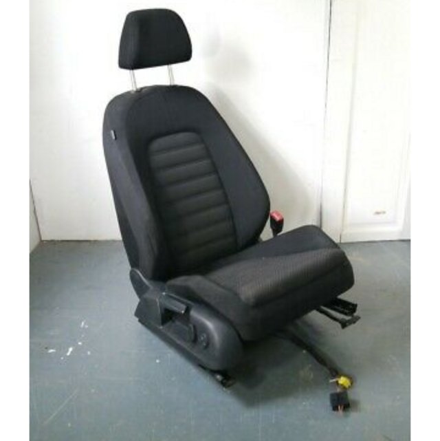 VW Passat  Estate front and back seats including cushion