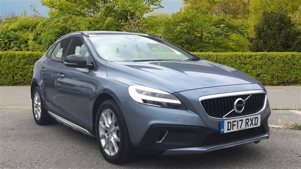 Volvo V40 T3 Cross Country Pro Automatic