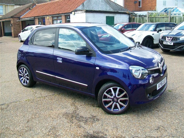 Renault Twingo 0.9 TCE Iconic 5dr Auto, 1 owner, 5k fsh,