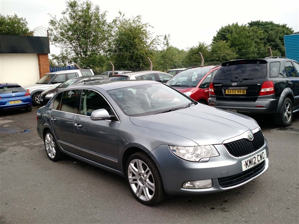 Skoda Superb 2.0 TDI CR DPF Elegance DSG 5dr Auto