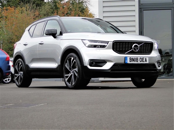 Volvo XC40 D4 First Edition Auto AWD (s/s)