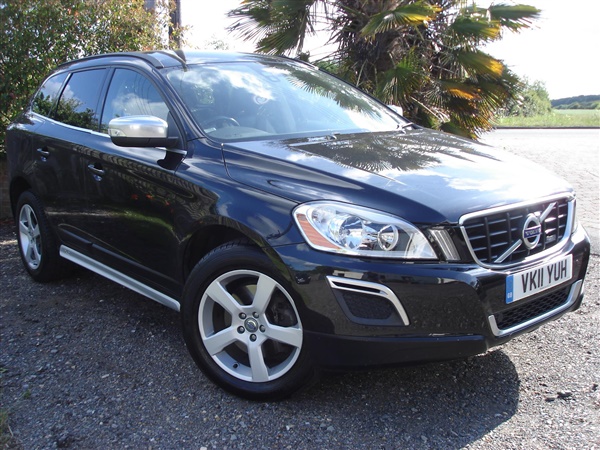 Volvo XC60 D] R DESIGN 5dr AWD Geartronic, Black