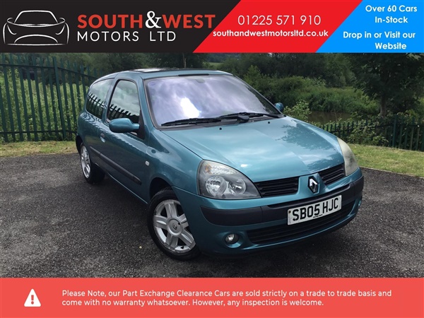 Renault Clio 1.1 DYNAMIQUE 16V 3d 75 BHP