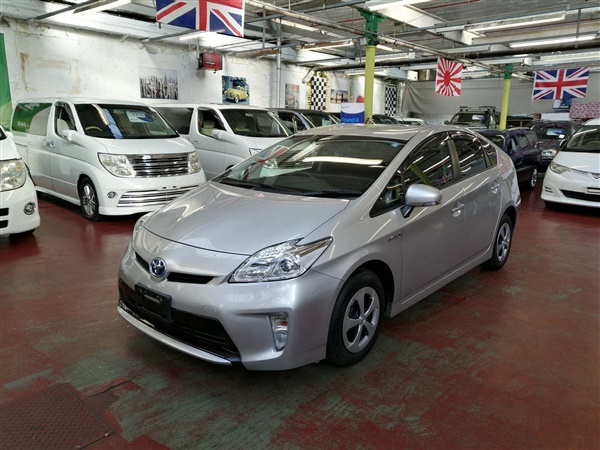 Toyota Prius ++YJ14OLV++ Ready to go+ 20 year tax Auto