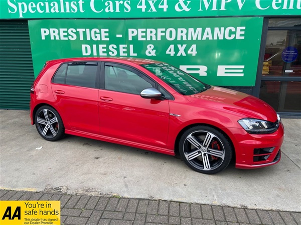 Volkswagen Golf TSi 300 DSG 4Motion Tech R Auto