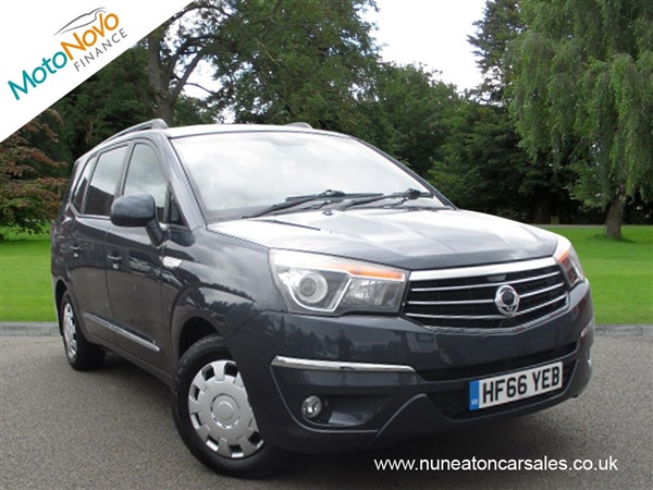Ssangyong Turismo TD 178 SE