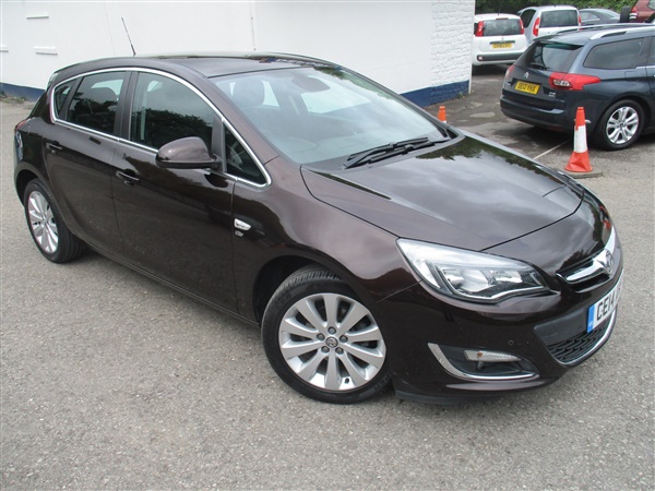 Vauxhall Astra ELITE V PETROL BLACK LEATHER CAN