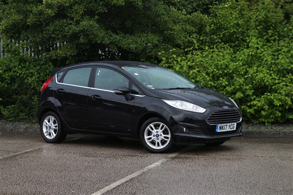 Ford Fiesta  Zetec Navigation 5dr