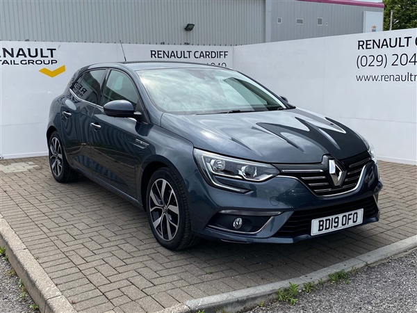 Renault Megane 1.3 TCe Iconic (s/s) 5dr