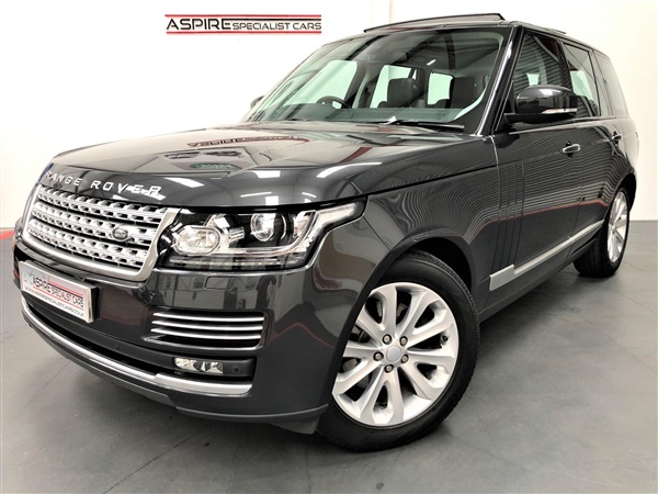 Land Rover Range Rover 3.0 TDV6 Vogue SE 4dr Auto *1