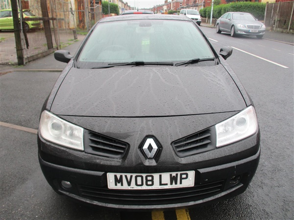 Renault Megane 1.6 VVT Dynamique 2dr