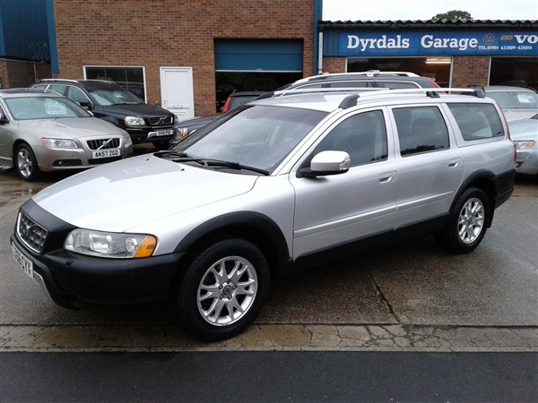 Volvo XC D5 SE Lux Estate 5dr Diesel Geartronic AWD