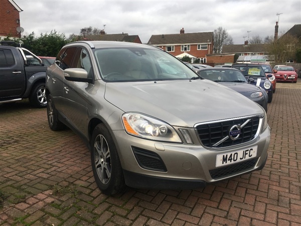Volvo XC60 D] SE Lux 5dr AWD Geartronic