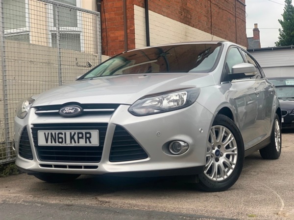 Ford Focus TITANIUM TDCI FULL SERVICE HISTORY WITH 8 STAMPS
