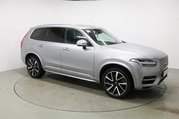 Volvo XC90 (Xenium Pack, 21Alloys, Smart Phone, Tinted Glass