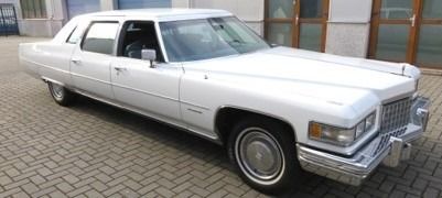 Cadillac - Fleedwood limousine - 