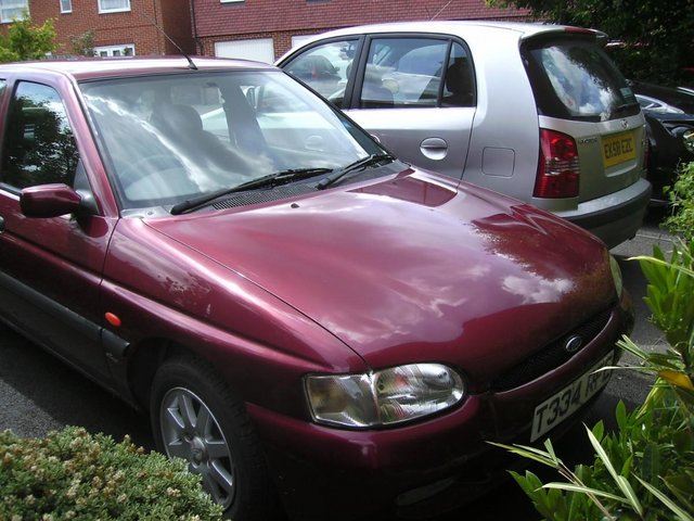 Ford Escort Finesse Non Runner, Ideal Project or for spares,
