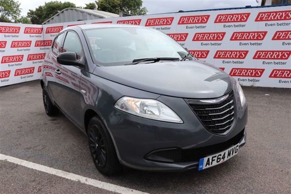 Chrysler Ypsilon 1.2 Silver 5dr Hatchback