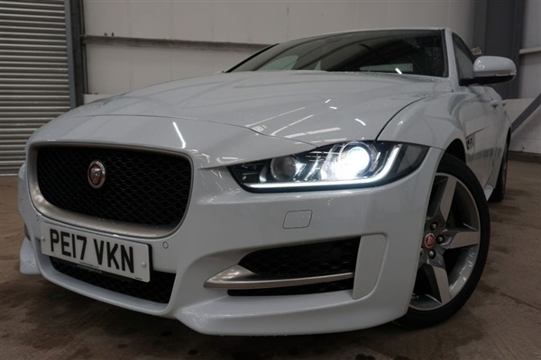 Jaguar XE 2.0 R-SPORT 4d AUTO-1 OWNER-30 ROAD TAX-HEATED TWO