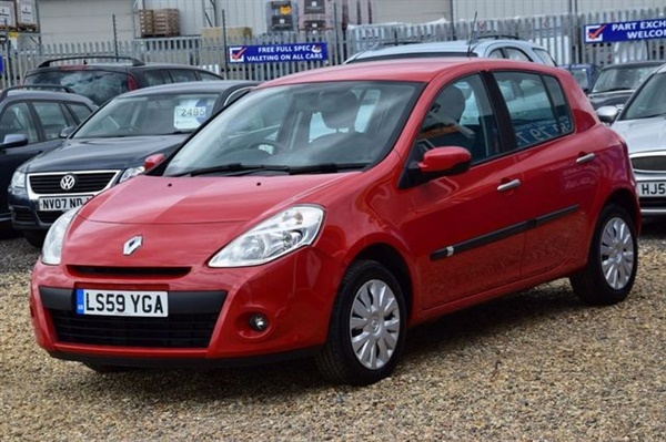 Renault Clio 1.5 EXPRESSION DCI 5d 86 BHP + FREE NATIONWIDE