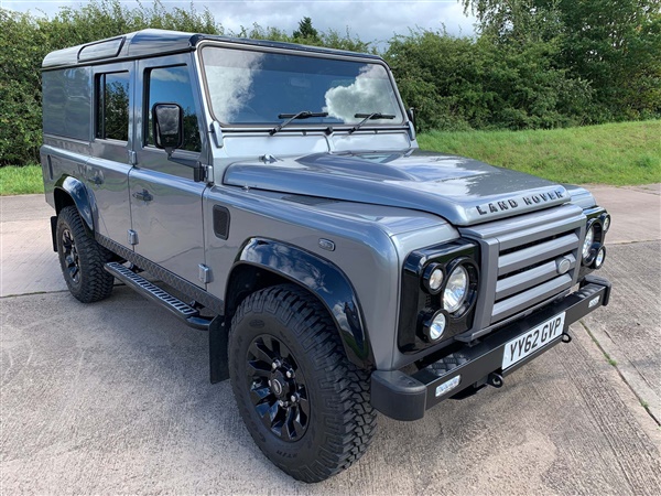 Land Rover Defender 2.2 D X Tech Utility Station Wagon 5dr