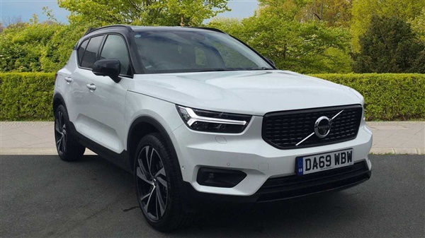 Volvo XC40 (Xenium Pack, Intellisafe Surround, Heated Front