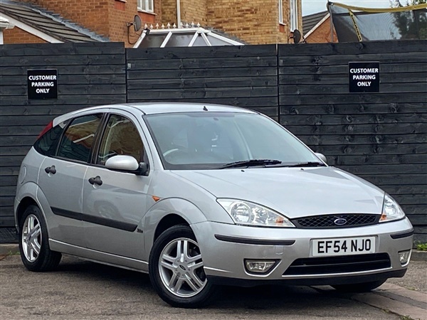 Ford Focus 1.6 i 16v Zetec 5dr