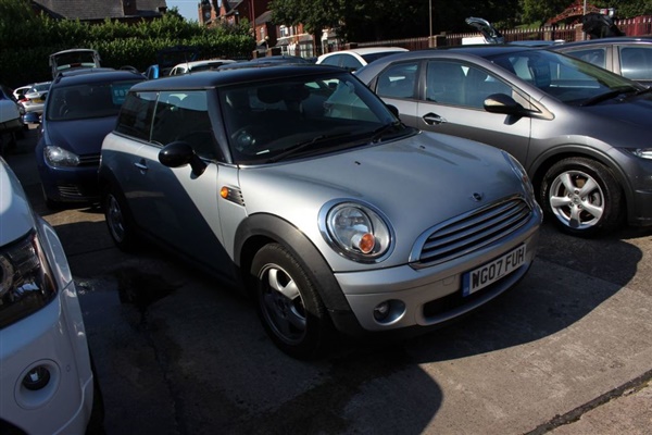 Mini Hatch 1.6 COOPER 3d 118 BHP