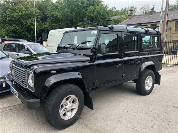 Land Rover Defender 2.4 TDCi COUNTY STATION WAGON 7 SEATER