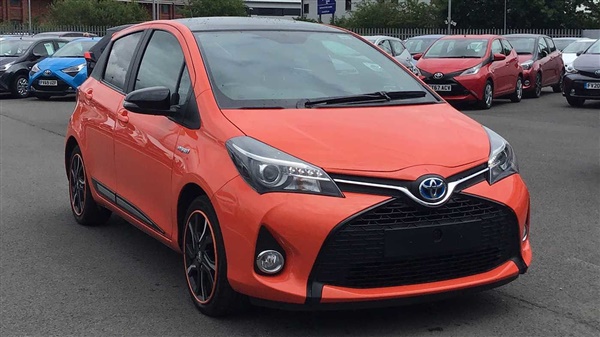 Toyota Yaris 1.5 Hybrid Orange Edition 5dr CVT Auto