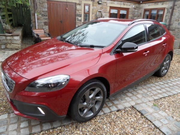 Volvo V D2 CROSS COUNTRY LUX NAV LEATHER CLIMATE 1