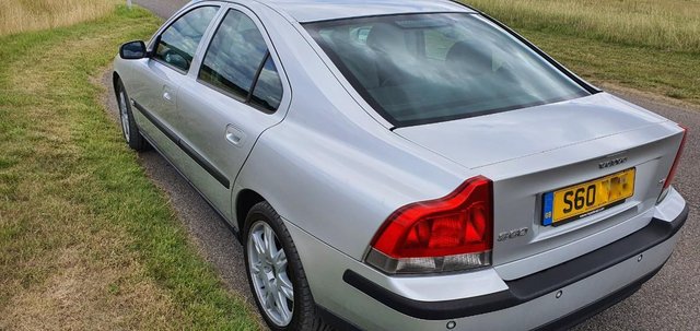  Volvo S60 D5 SE